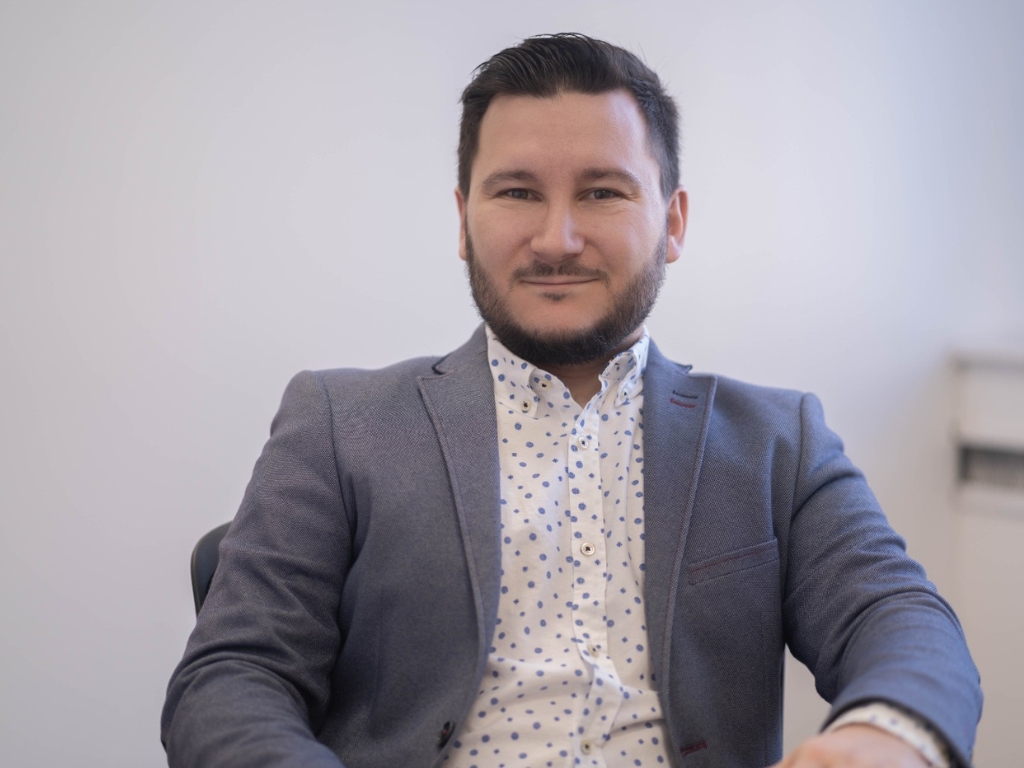 HUBdiaspora.com – Platforma care unește avocații, traducătorii și consultanții pentru a sprijini românii din Diaspora