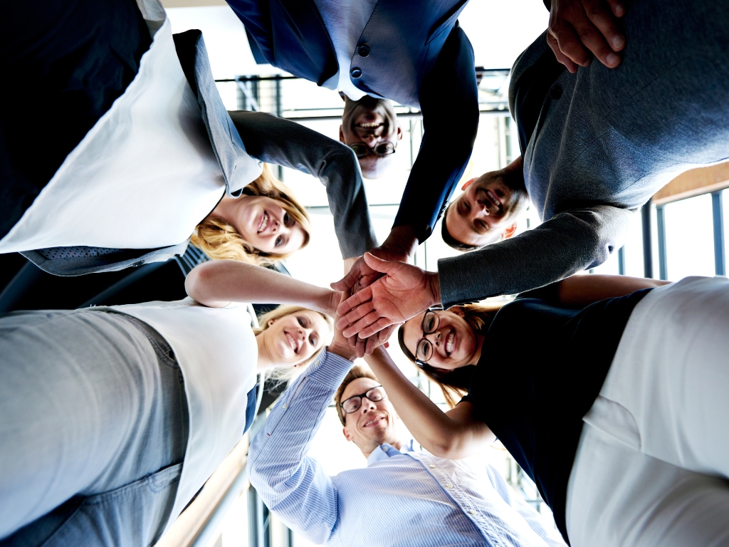 Cum prinde contur comunitatea fractional în România: începuturi și perspective