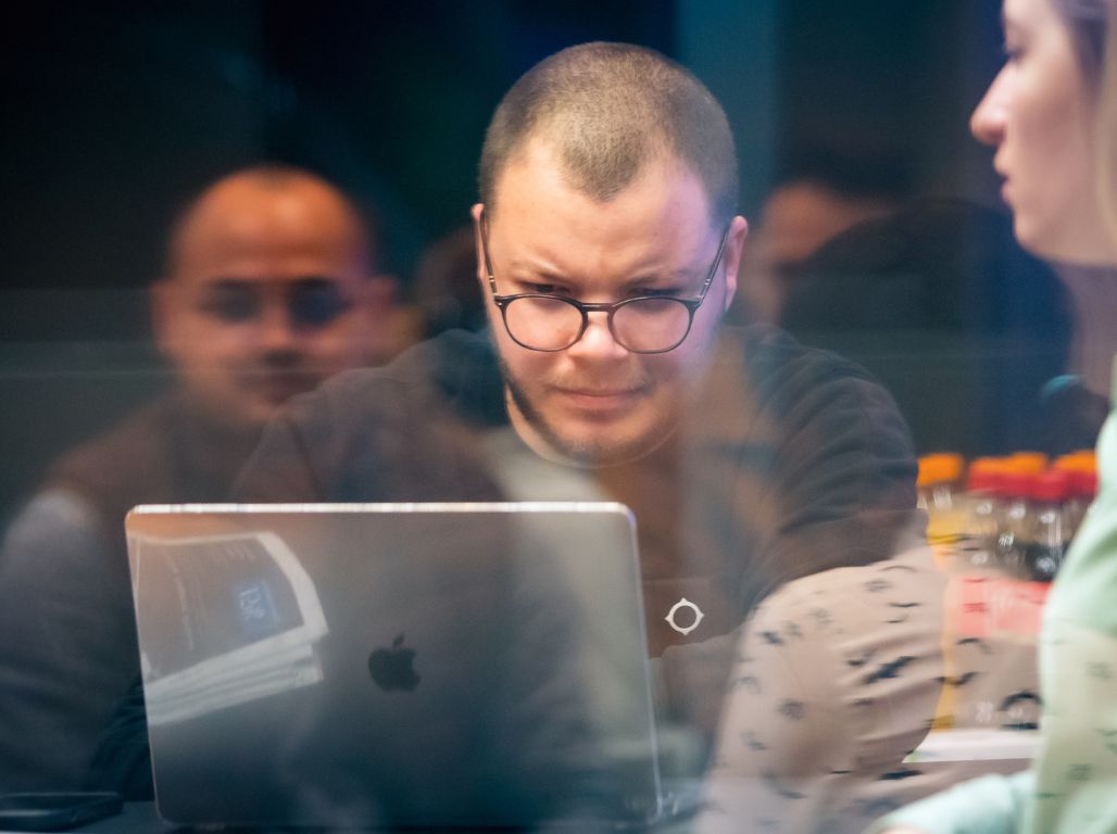 Robert Băjenaru și evoluția către Fractional Leadership: lecții dintr-o carieră construită cu curaj